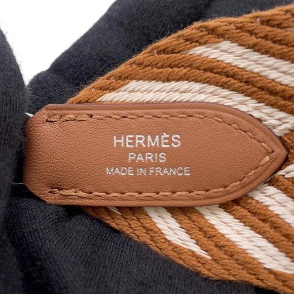 HERMES Bandouliere Sangle Zigzak Size 2"x4.5" Canvas/Swift Leather Ecru/Gold - Picture 5 of 8